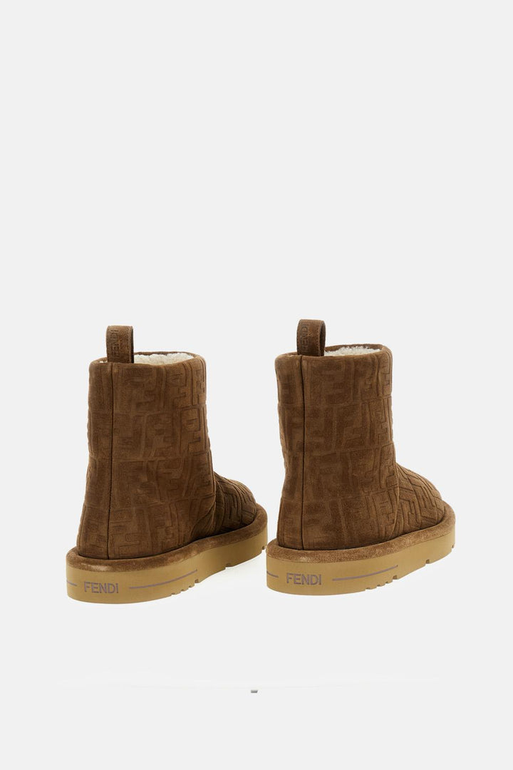 STIVALETTO IN SUEDE 7U1822 ASA1F0C23 Fendi 