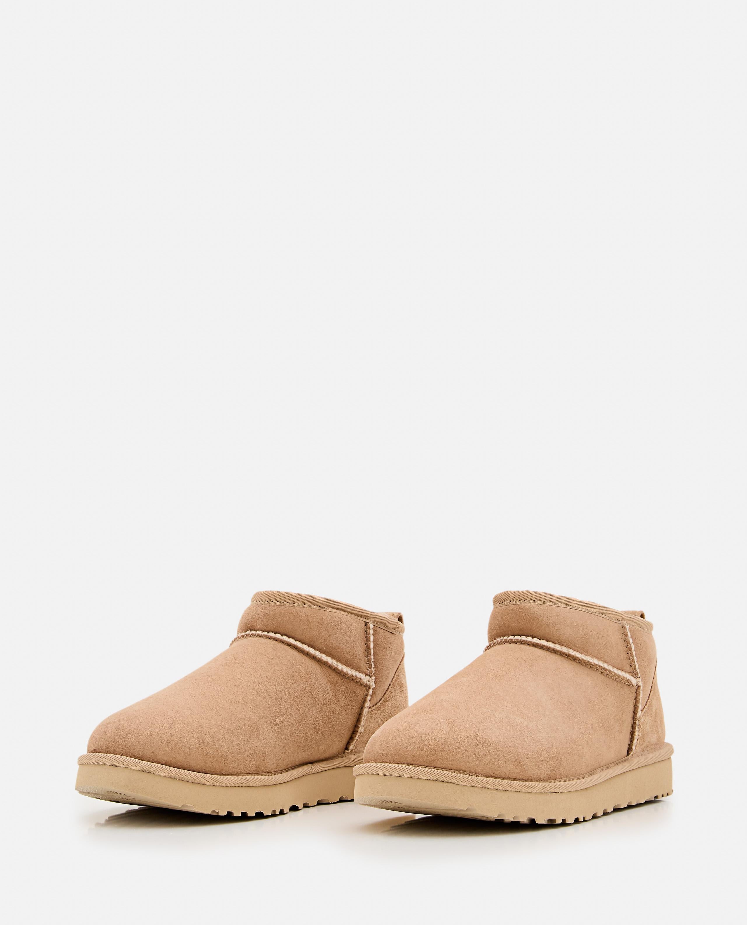 Ugg W CLASSIC ULTRA MINI $151.74 USD - Biffi Boutiques