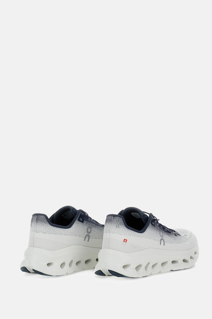 3ME1010 1764 On Running 