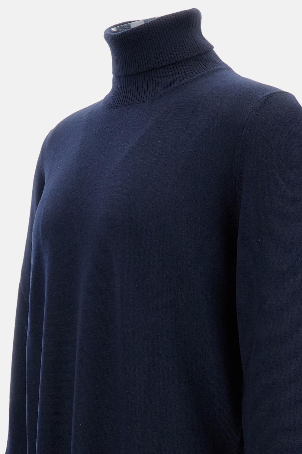 Fay Turtleneck Sweater €250,00 EUR 46 Biffi Boutiques