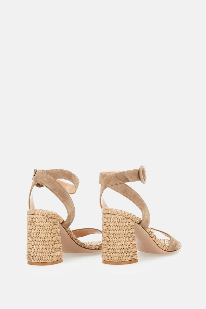 LUANA CAMOSCIO<BR/> G32469 85RICCBLCMNA Gianvito Rossi 