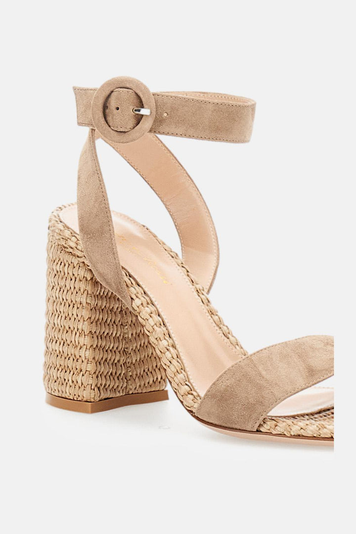 LUANA CAMOSCIO<BR/> G32469 85RICCBLCMNA Gianvito Rossi 