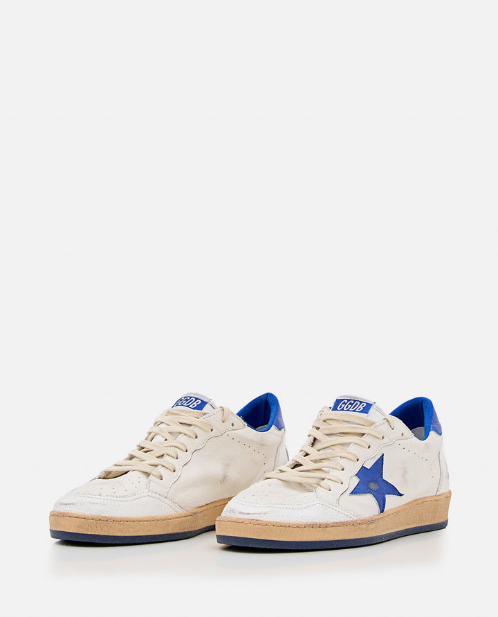 SNEAKERS BALLSTAR BIANCHE CON STELLA BLU GMF00117 F00219810327 Golden Goose 