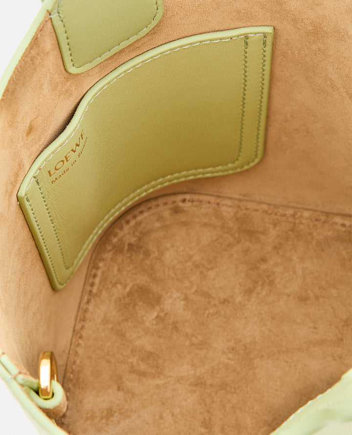 MINI PEBBLE BUCKET BORSA IN PELLE AANBBBMX01 3916 Loewe 